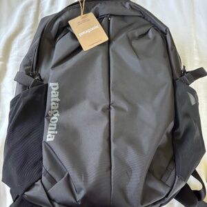 Patagonia Refugio Daypack 26L NWT
